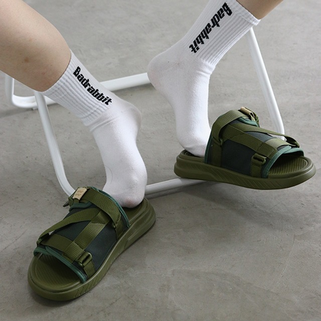 履きやすいアウトドアスリッパサンダル