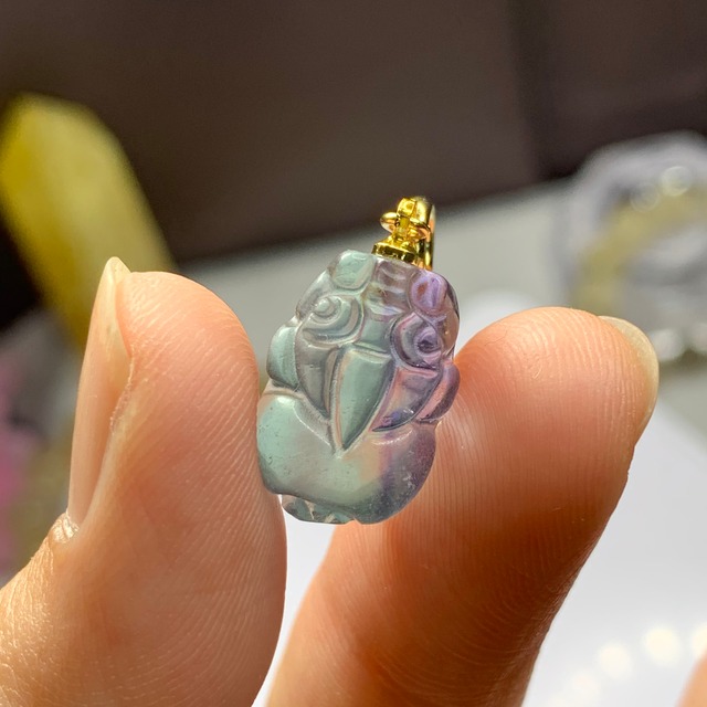 7.チャーム貔貅✩ブルー系フローライトビーズ