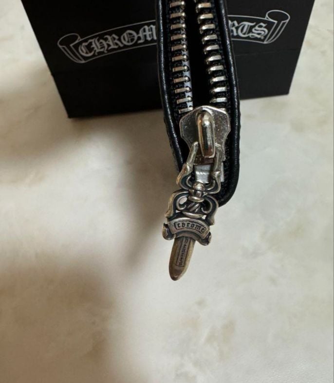 CHROME HEARTS クロムハーツ TINY ZIP クロスパッチ レザー