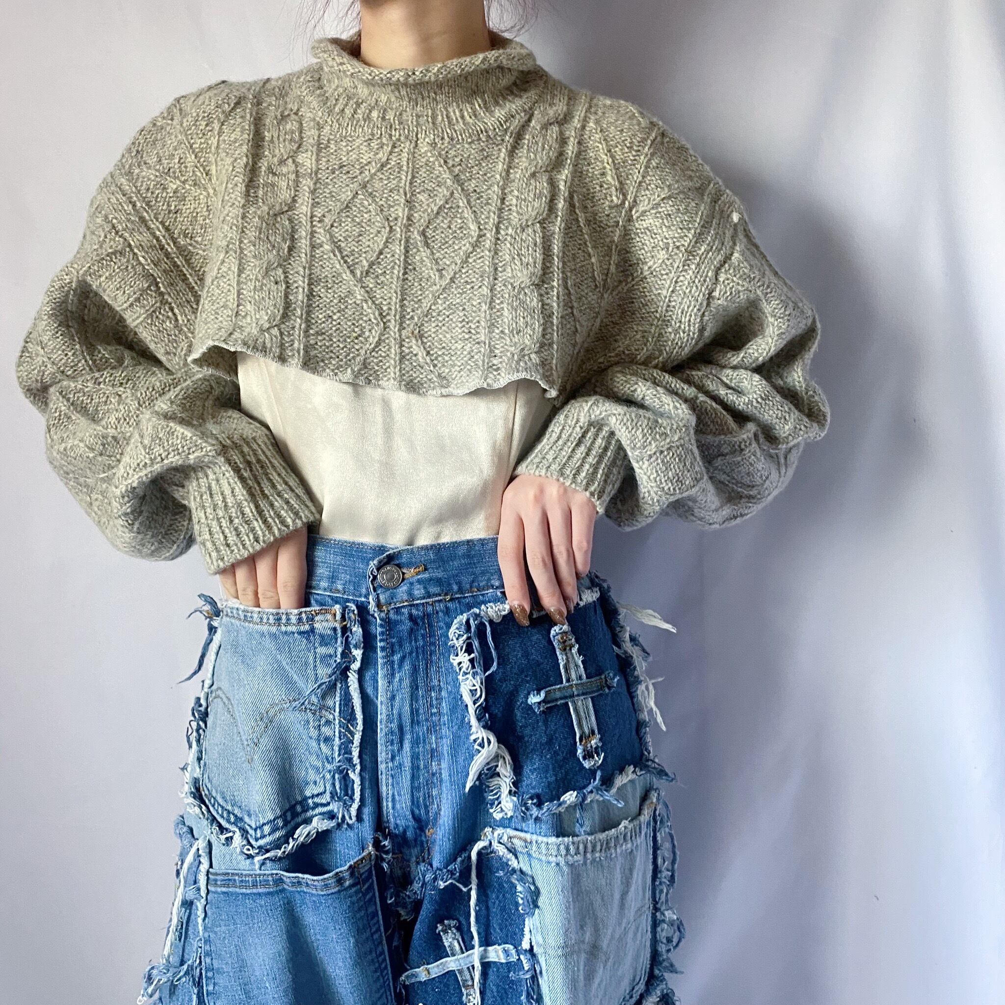 グレーショート丈ニットセーター | Boutique888