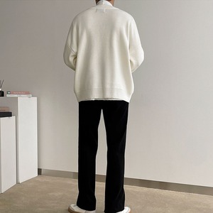 Vネックソリッドカラーニット　MT0080344