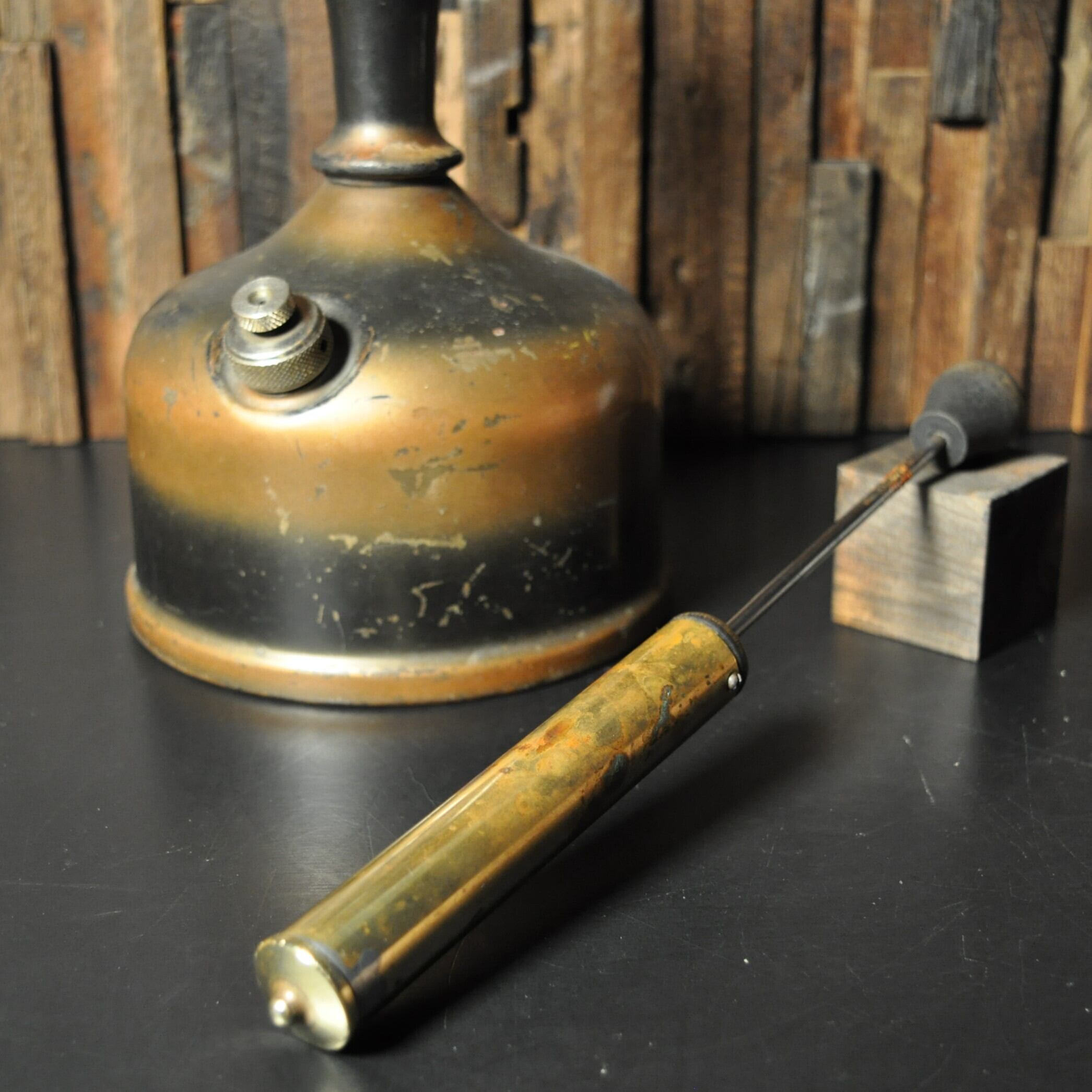 ビンテージ ハンドポンプ エアーポンプ テーブルランプ クイックライト