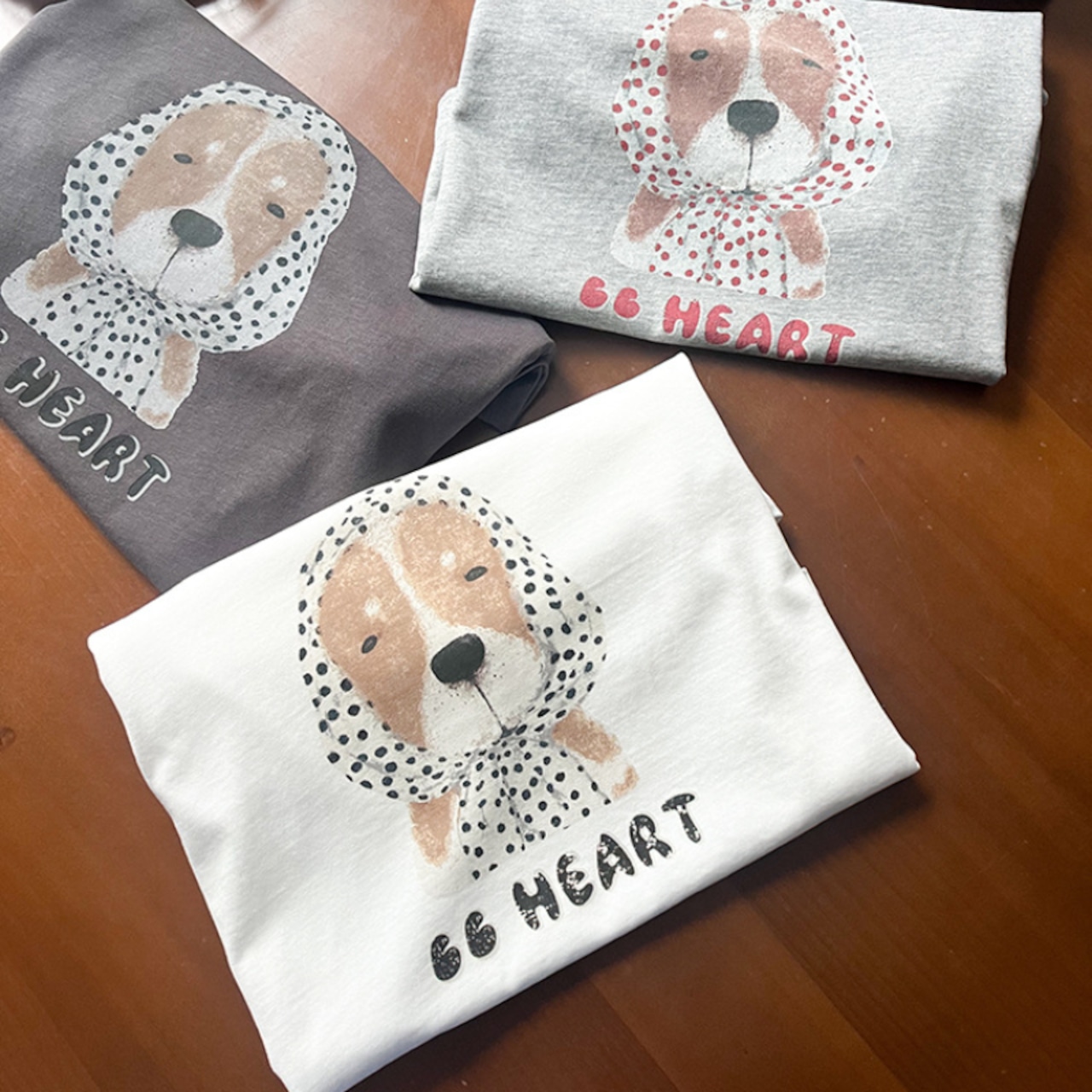 秋ワンちゃんバンダナプリント長袖