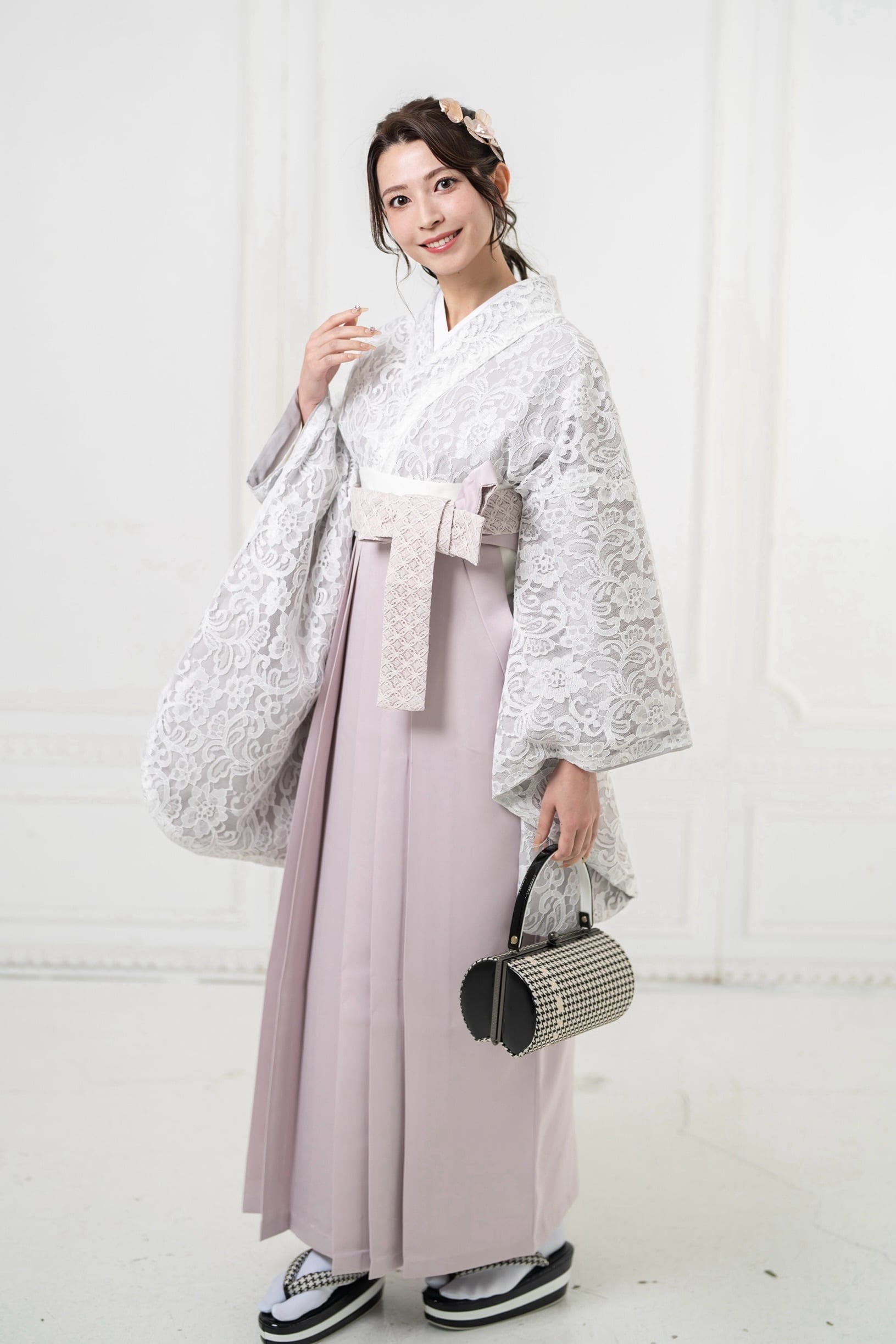 3点セット！レース着物＆刺繍袴＆フリル襦袢 110cm Kimono Sienne 卒業式袴3点セット レース二尺袖着物 袴 レース袴