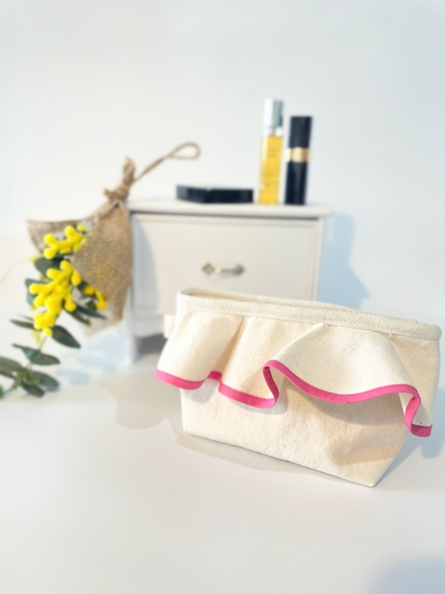 【 frill frill❤︎フリルポーチ　ペンケース　コスメポーチ　化粧ポーチ】/6P0123