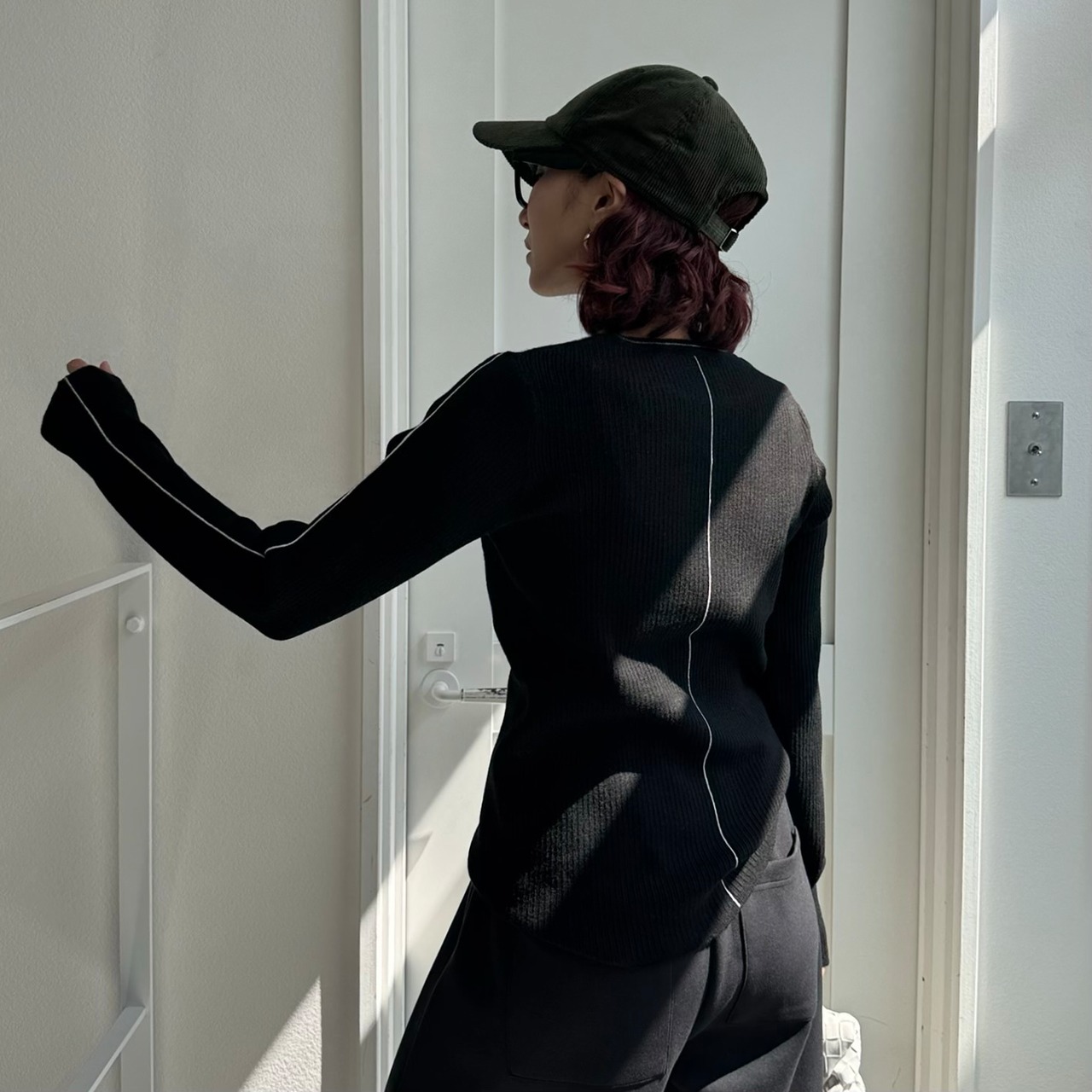 配色ラインリブknit/ブラック