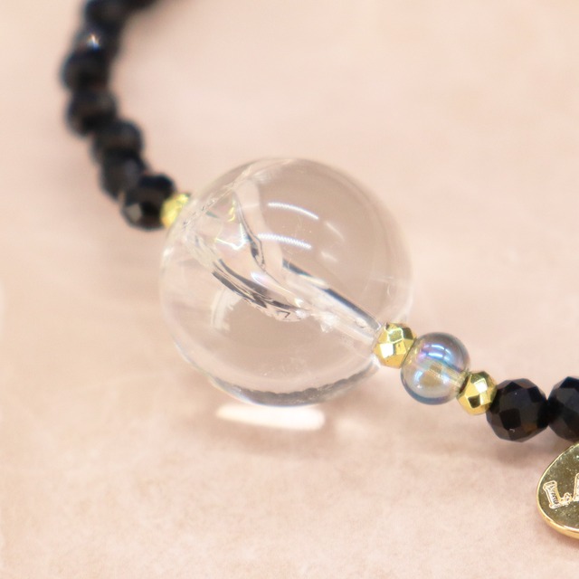 【Shining  Like Stardust】レインボークォーツ×オニキス×グリーンアクアオーラ ブレスレット