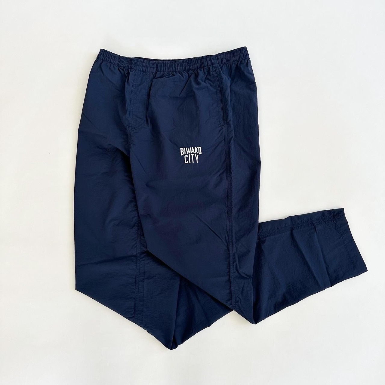 BIWAKO CITY /  PACKABLE  NYLON PANTS / NAVY