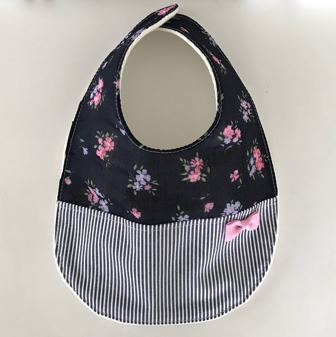 ちょっとおしゃれなスタイのお店 MOMO スタイ/ビブ