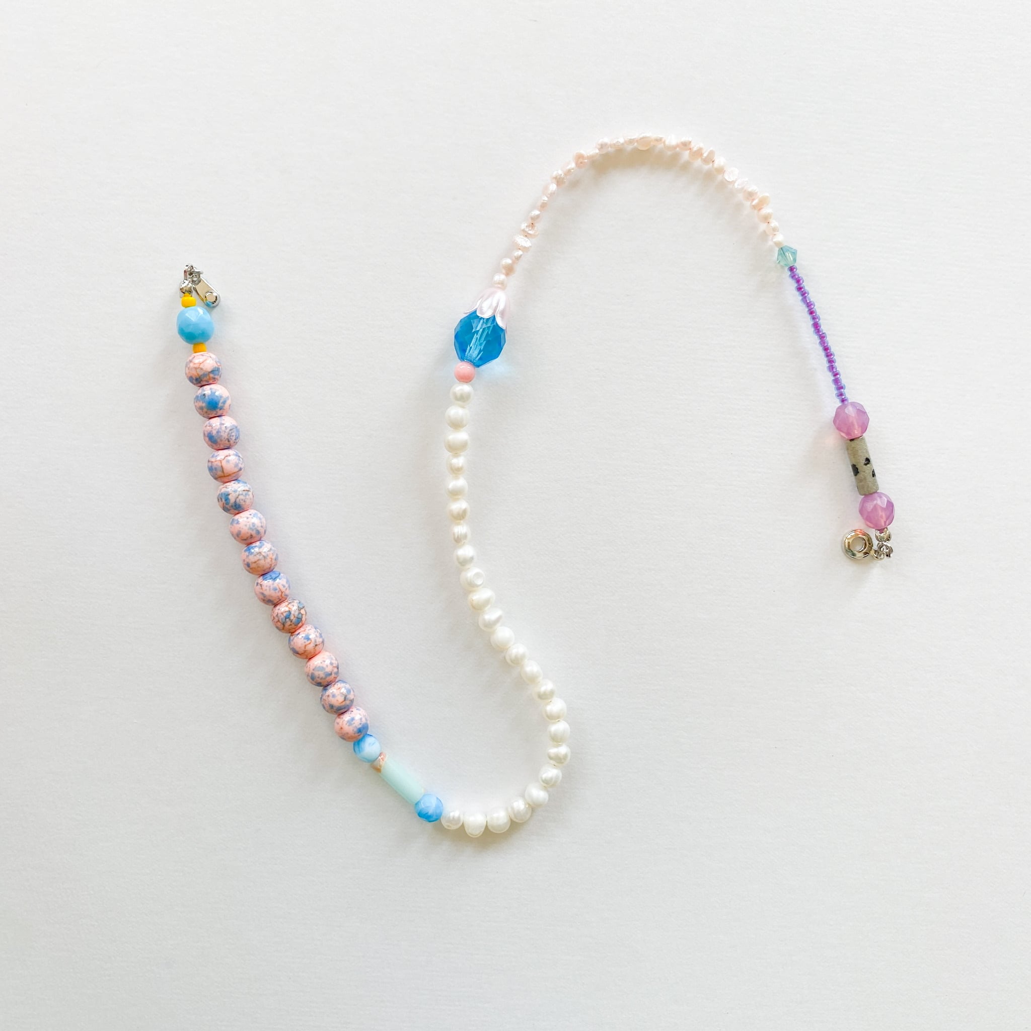 淡水パールとビーズのネックレス