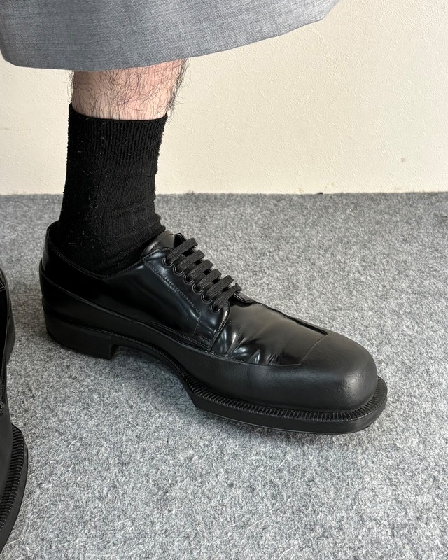 【2022/AW PRADA】brushed leather derby shoes
