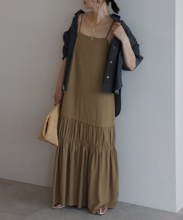 バックシャンスタイルアップワンピース