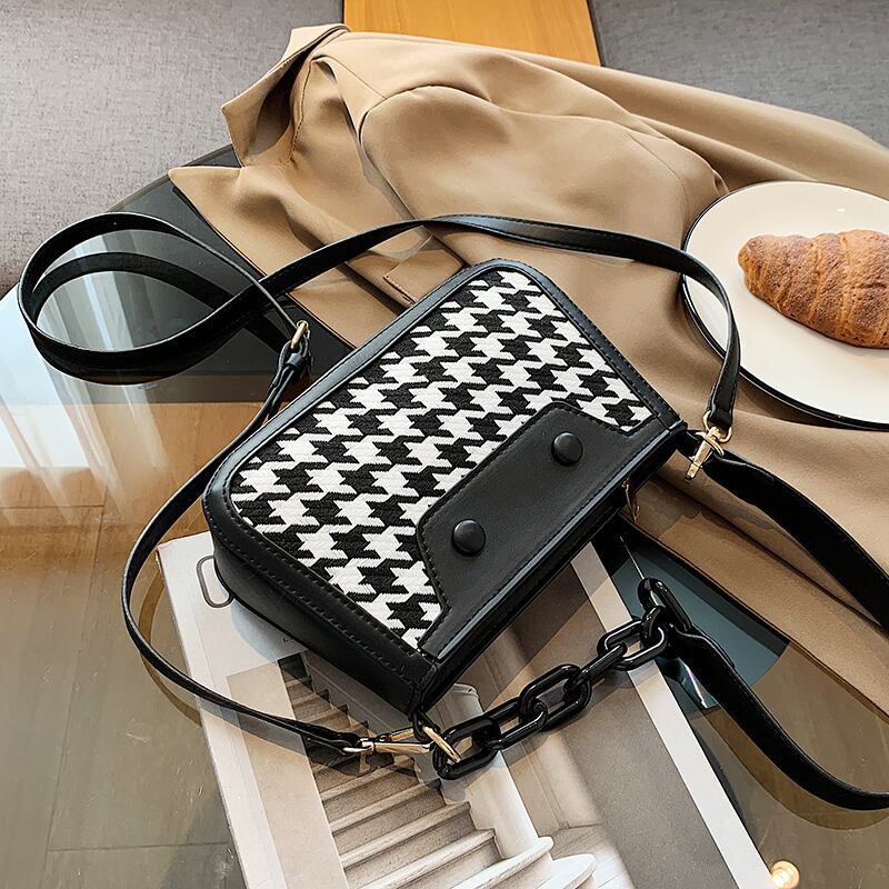 秋冬スモールバッグレディースバッグ2020新しいトレンディなネットレッドワンショルダーアンダーアームバッグニッチデザインワイルドインメッセンジャーバッグ Tiancai_Wing_Bag99263601931