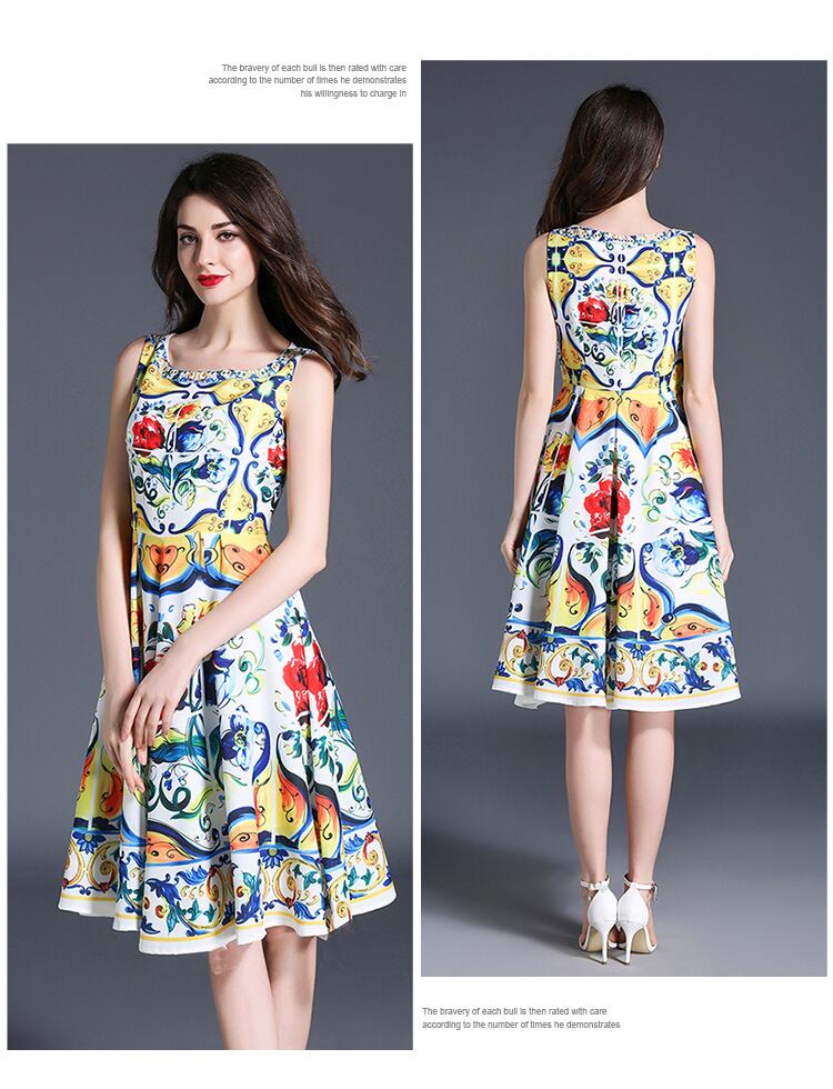 総柄ワンピース