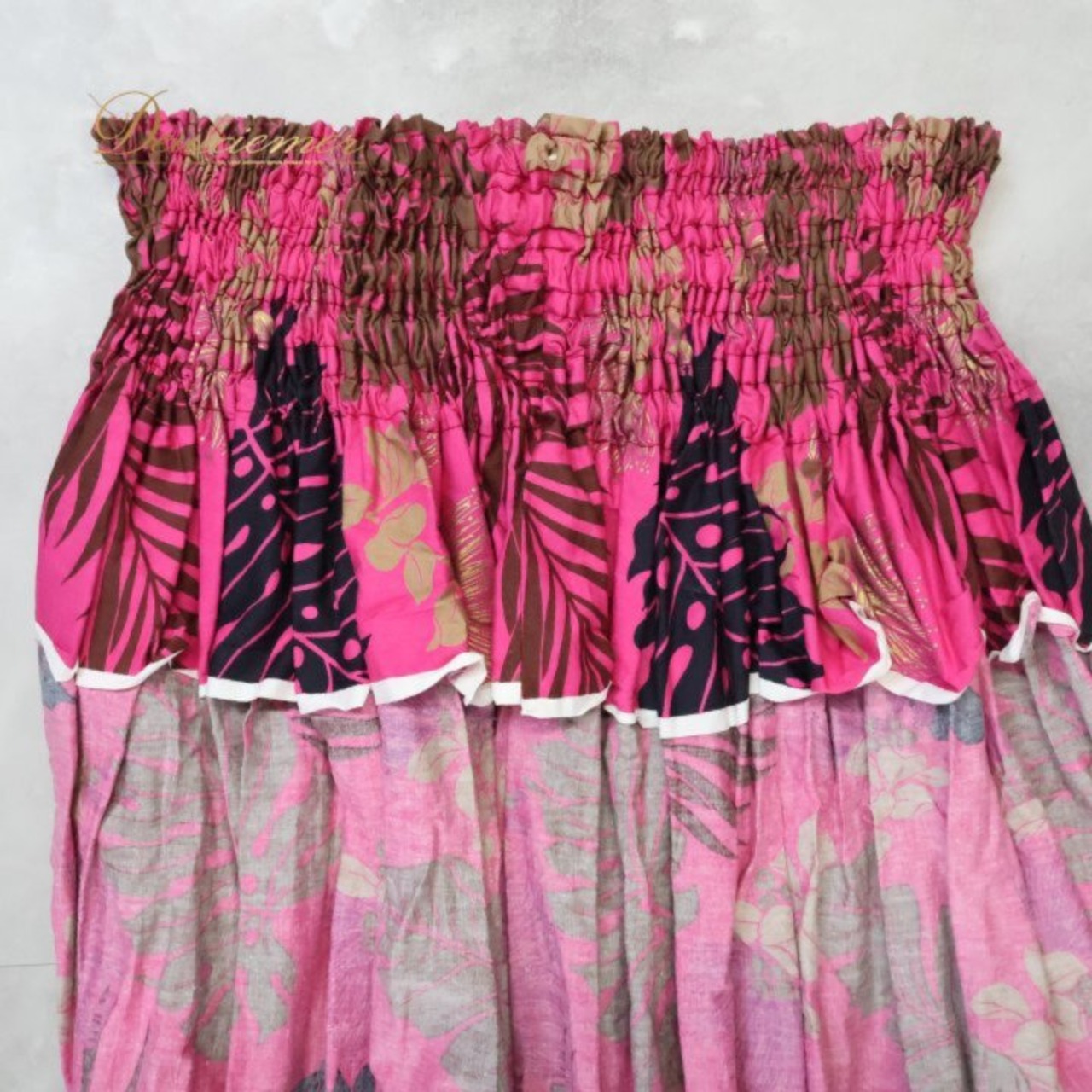 フラダンス 衣装 パウスカート ピンク系 モンステラ柄 シングル シンプル かわいい 華やか 鮮やか 明るい 黒 茶 金 ダンス衣装 ハワイアンダンス レディース ハワイアン アロハ ハワイアンプリント フラ ダンス レッスン 練習 ブラック系 ブラウン系