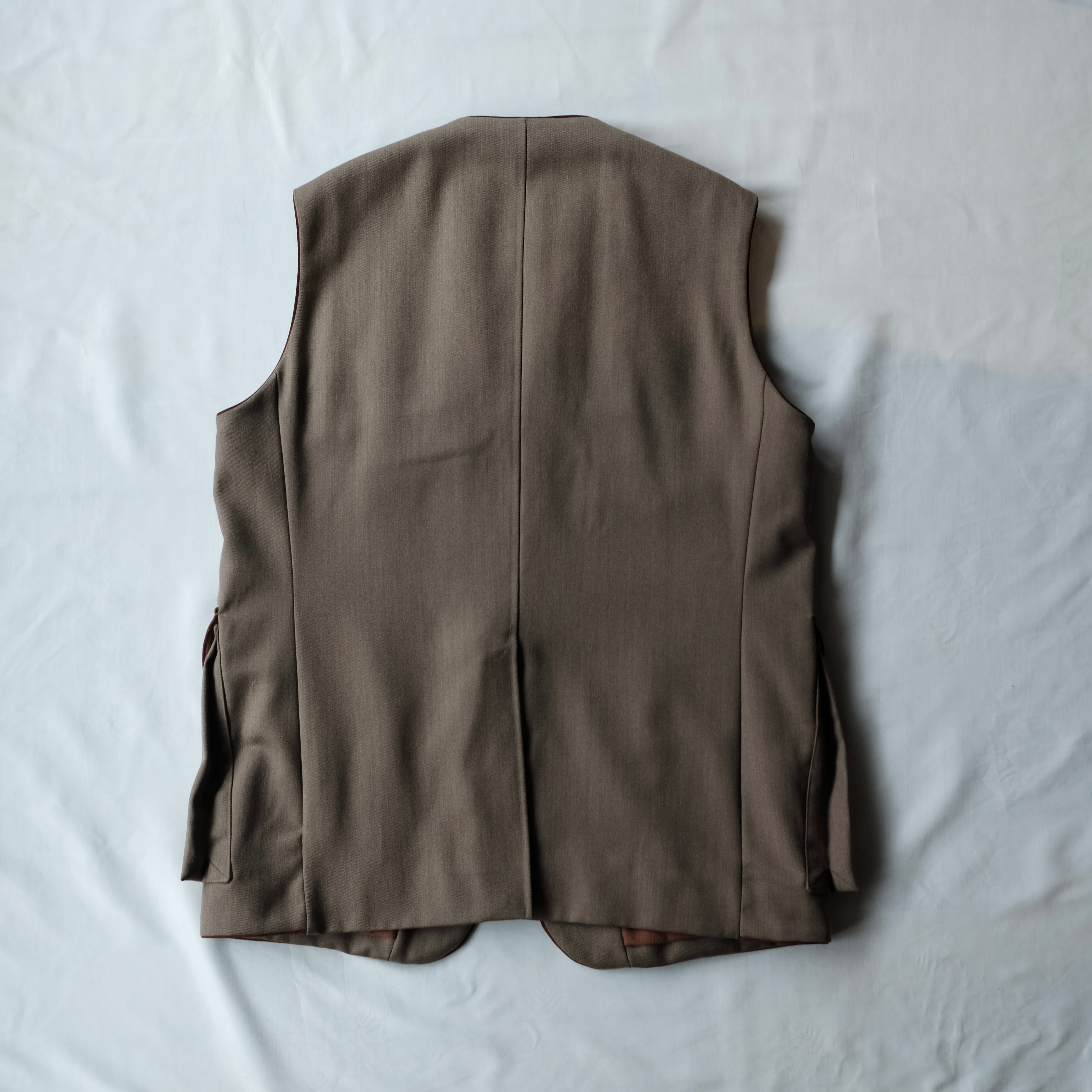 ARNYS PARIS VEST | safarionline