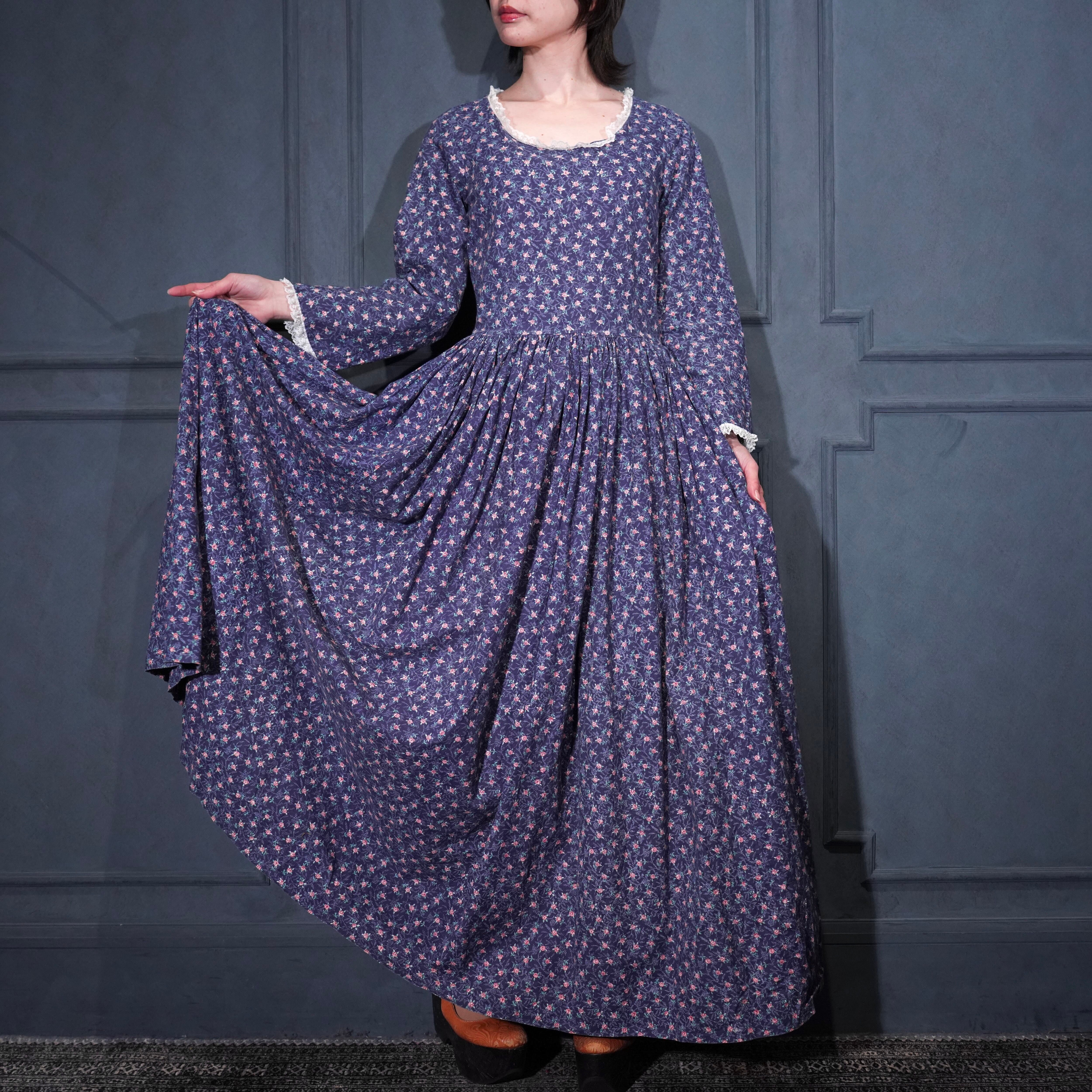 70's USA VINTAGE FLOWER PATTERNED LACE DESIGN COTTON DRESS 70's USA VINTAGE FLOWER PATTERNED LACE DESIGN COTTON DRESS