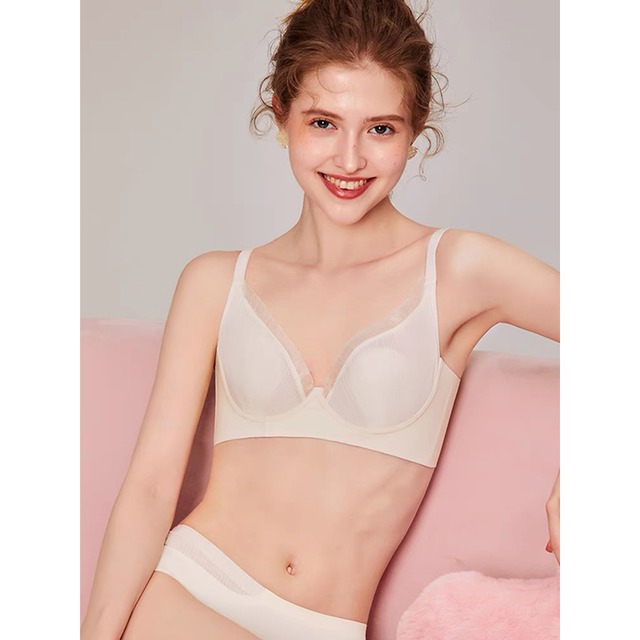 【Miao】♡ブラジャー♡3色入り Vネック