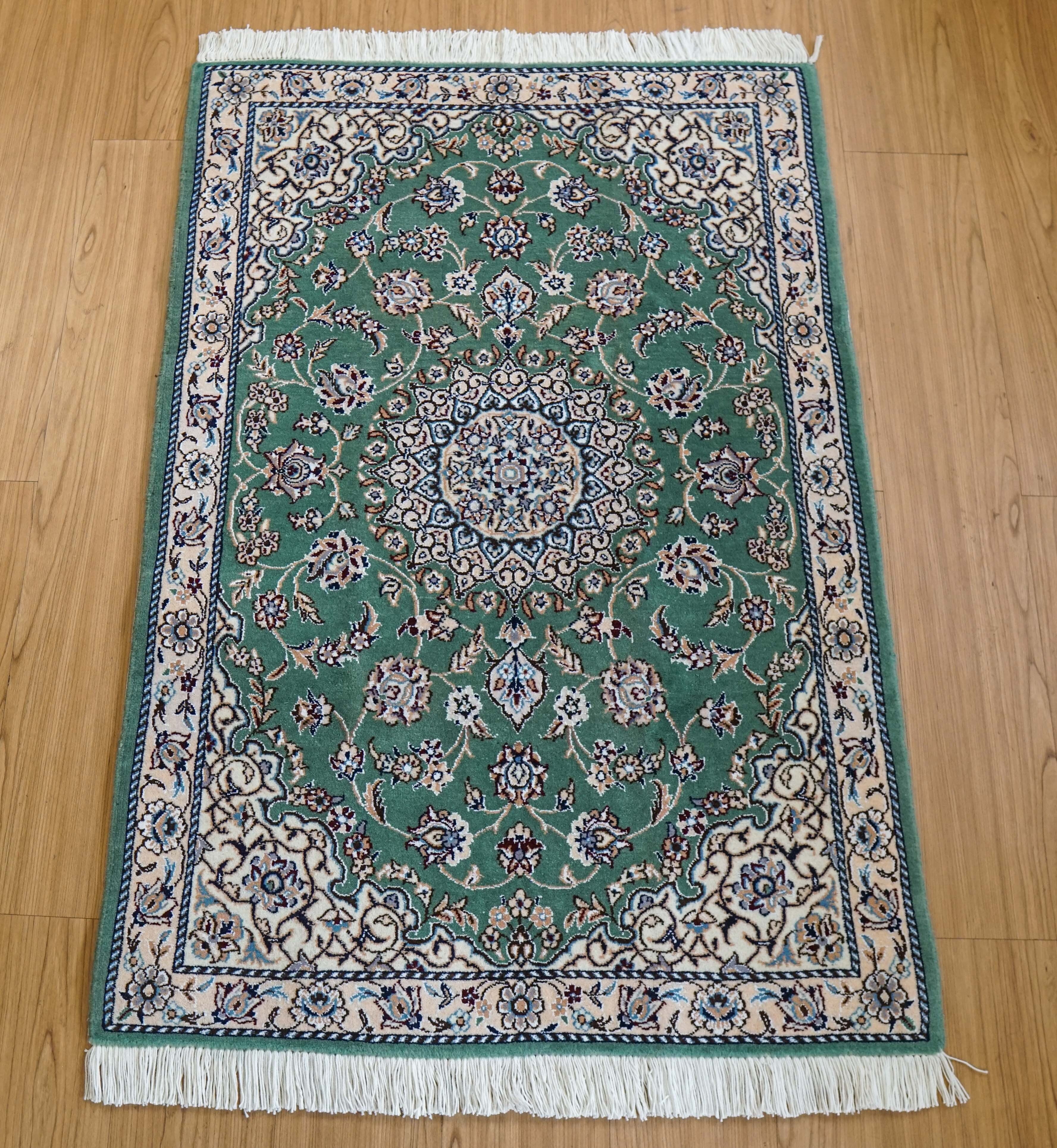 122×78cm 【パキスタン手織り絨毯】 | Decorworks