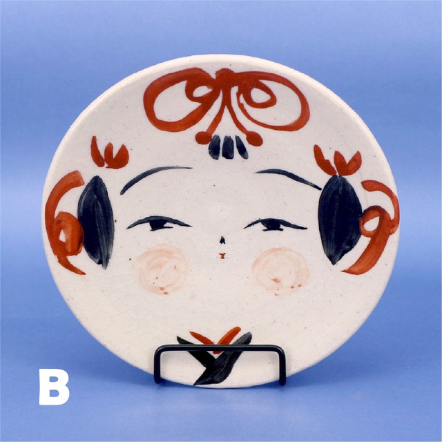 《 鈴木ハツミ 》高台丸小皿　こけし