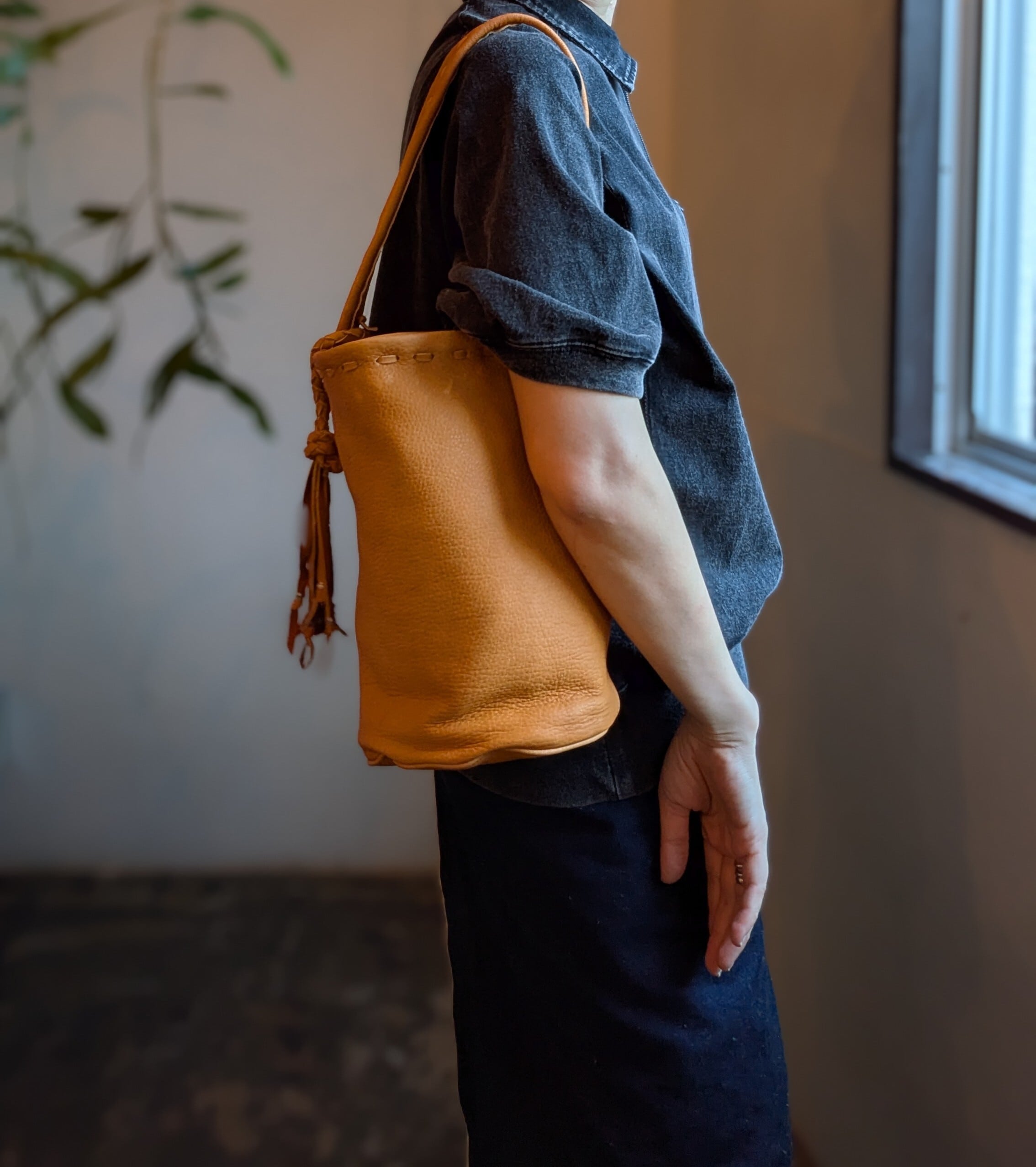 Nasngwam. ] ナスングワム / One Handle Tote / Yellow | 服と雑貨ume