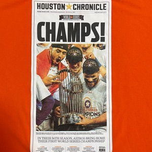 【PORT&COMPANY】MLB ヒューストン・アストロズ 新聞記事 フォトプリント Tシャツ プリント メジャーリーグ 2017 ワールドシリーズ チャンピオン HOUSTON ASTROS 半袖 夏物 us古着