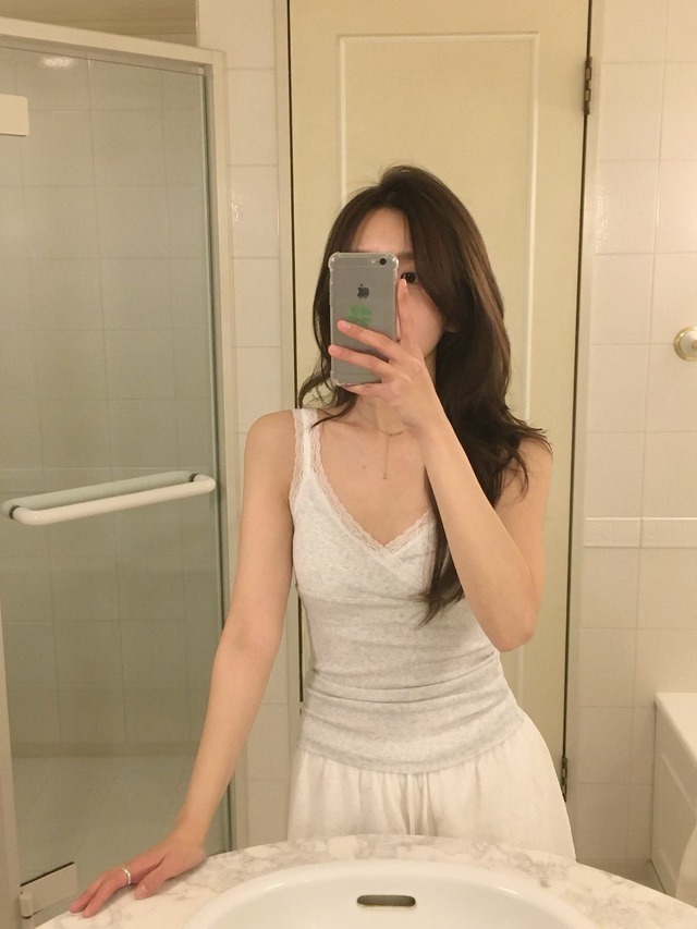 (vegetable) lily sleeveless / 2color