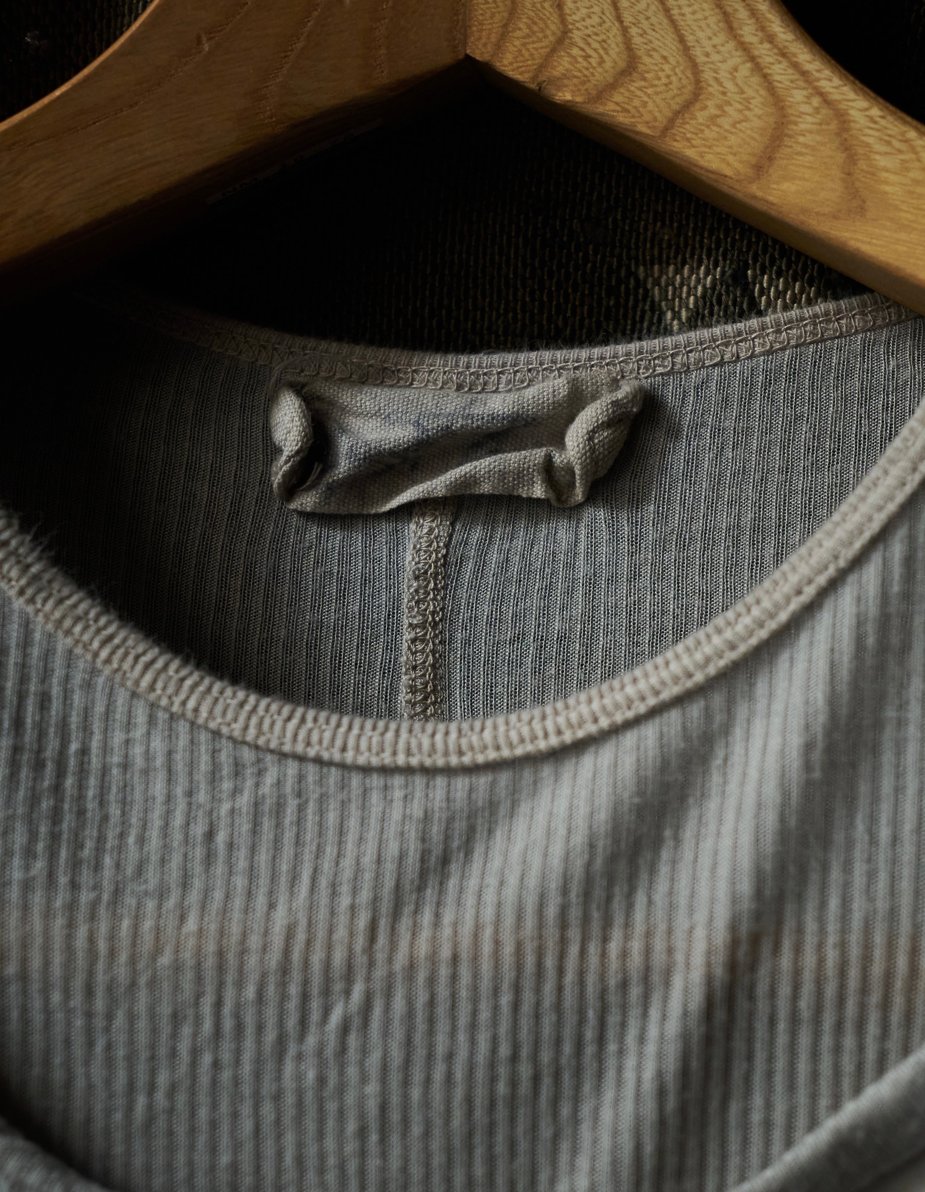 NiCOLAS & MARK Layered docking pattern T-shirt | FOLLIEE.