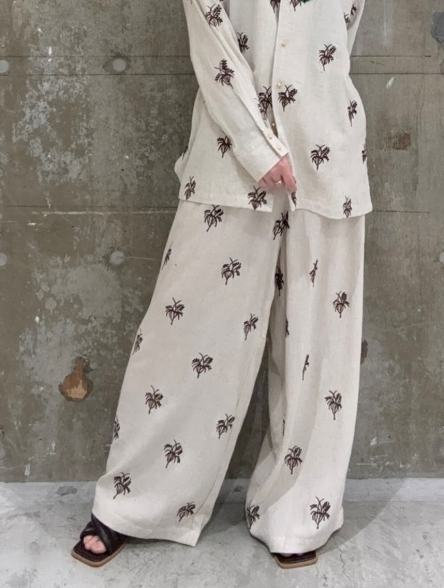 【Dazzle】 刺繍ロングパンツ