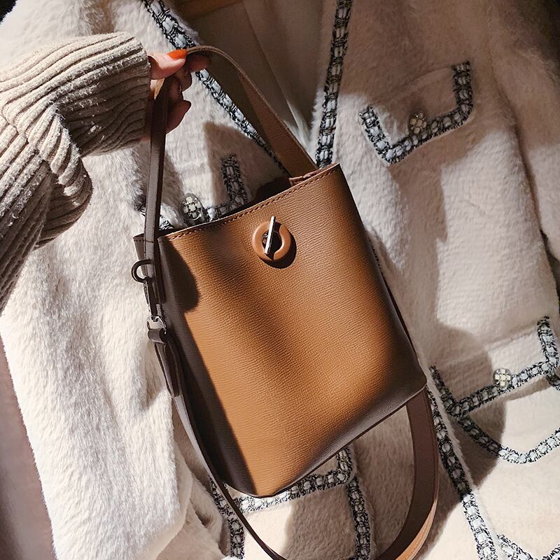 スタイルオータムウィンターレッド 秋物 冬物 メッセンジャーバッグ 手作りハンドバック17502550511