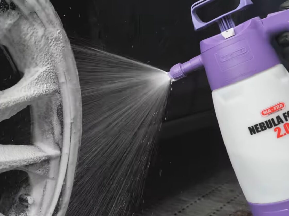 手動、電動で2WAYで泡洗車 マフラ ネビュラフォーム2.0 MAFRA Nebula