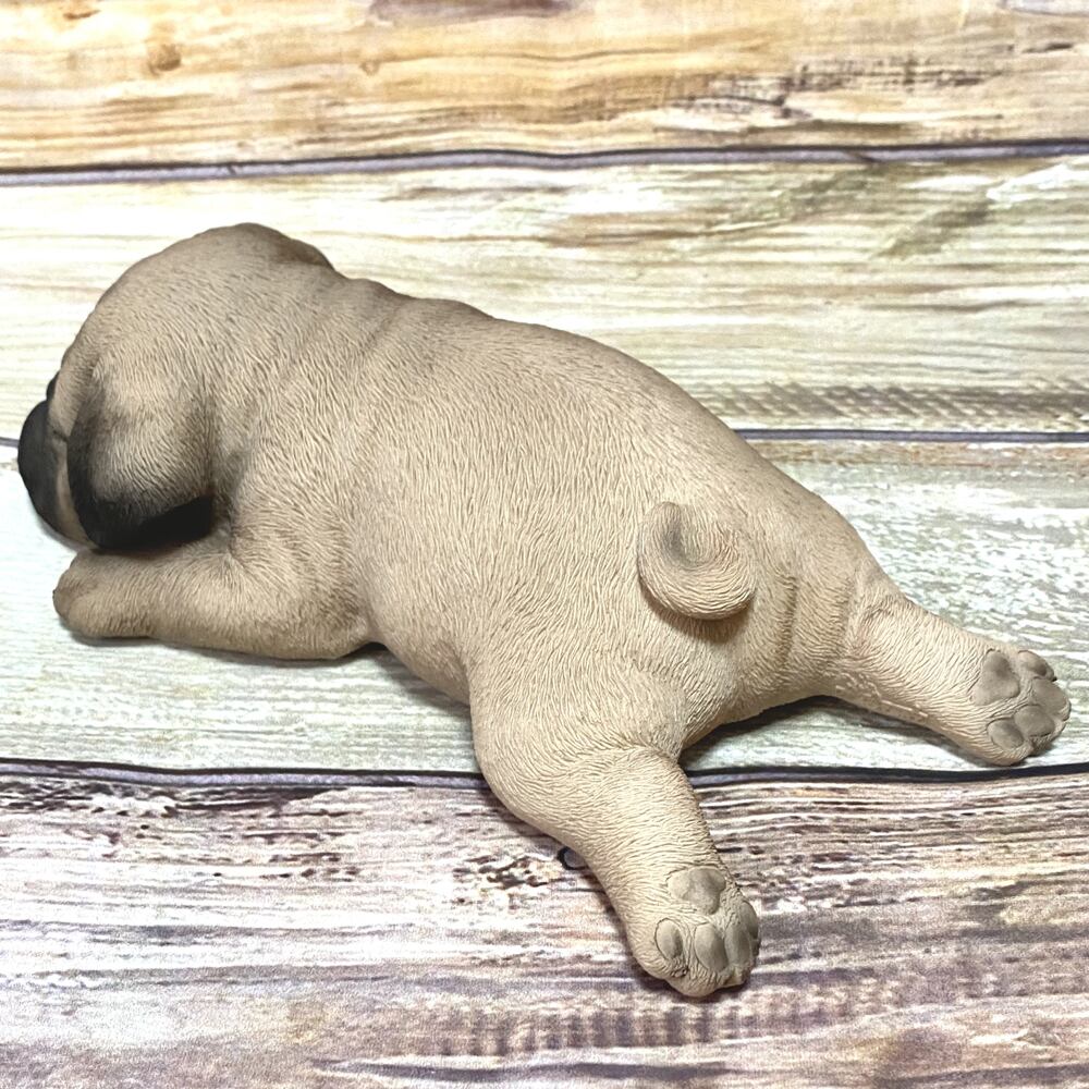 うつ伏せパグ ドッグオーナメント