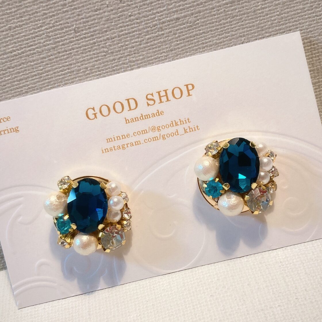 199 ビジューパールピアス ゴールドピアス シャワー台ピアス スタッド 