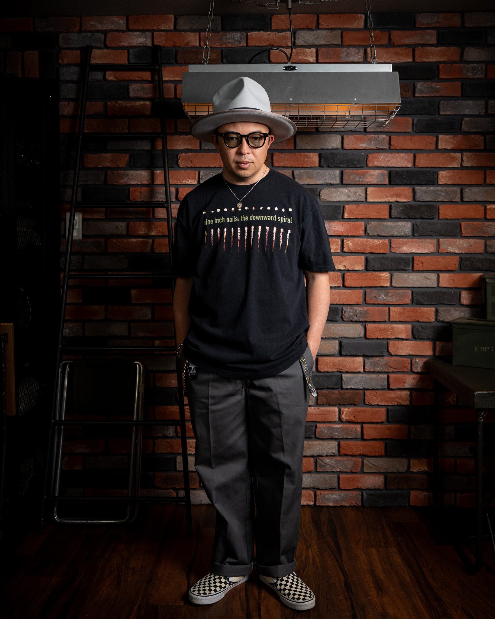 THRIFTY LOOK】NINE INCH NAILS TEE 新品 ユーズド加工 L XL ナイン