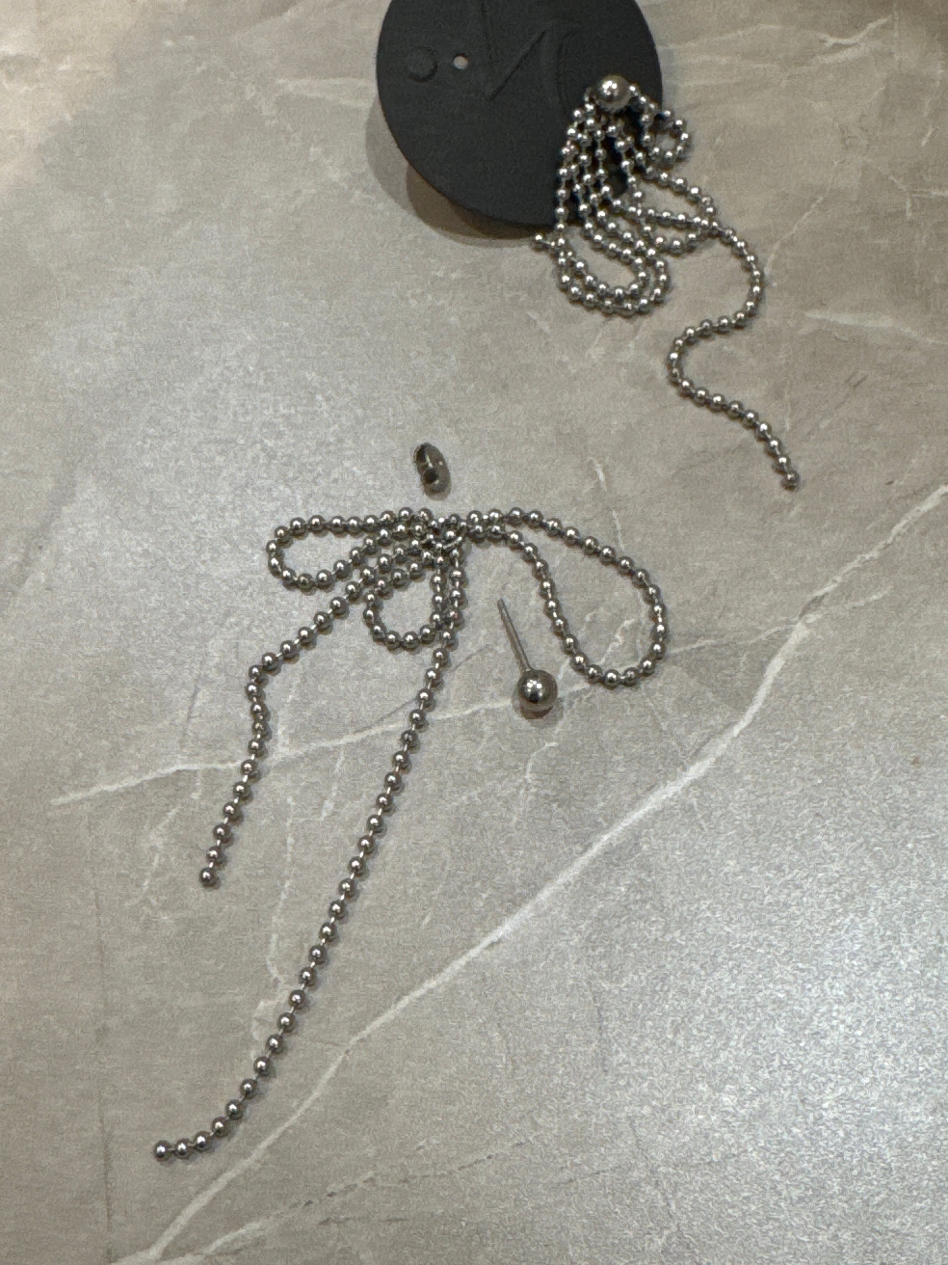 【SELECT】ステンレス ボールチェーンリボンロングピアス】