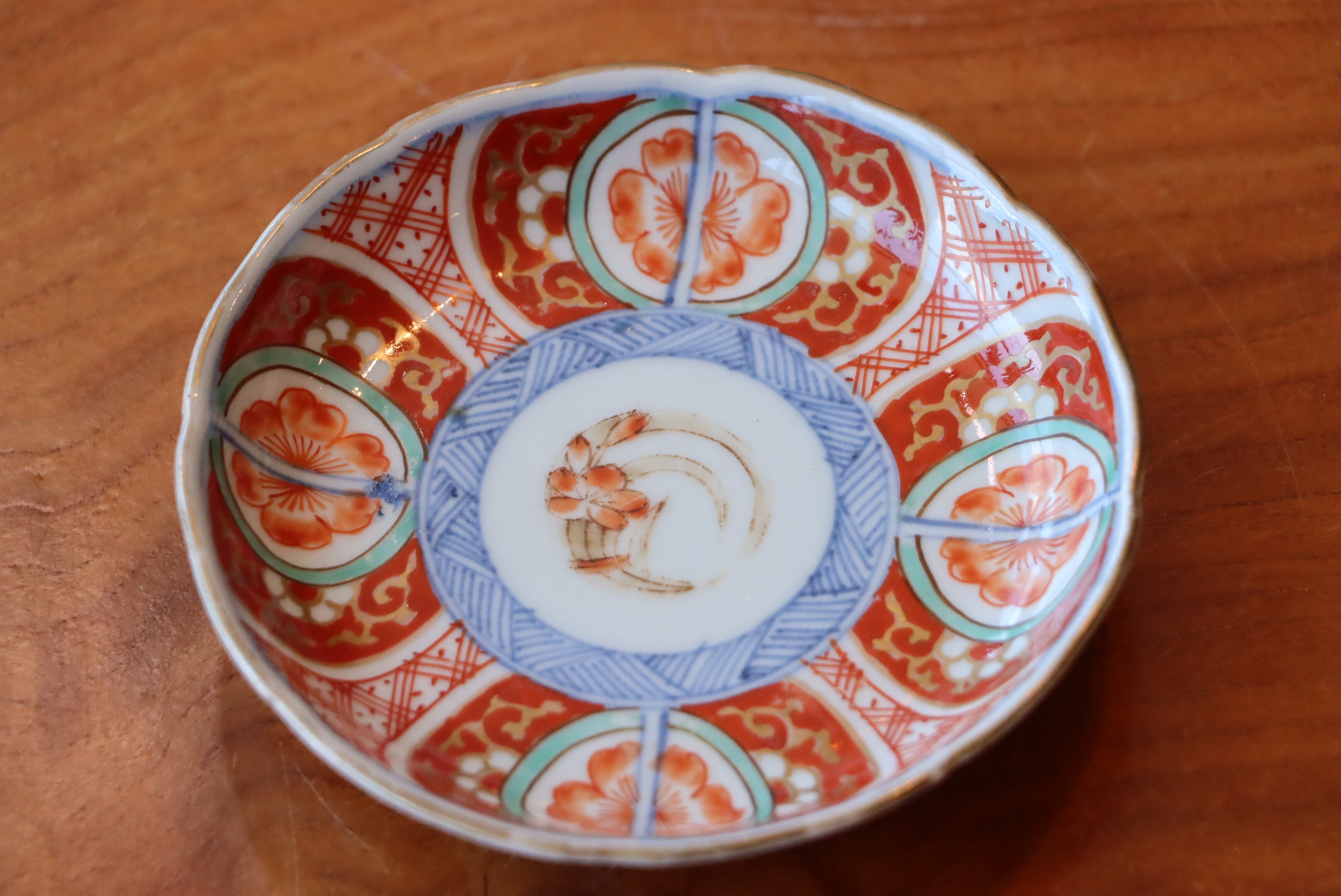小皿 伊万里焼 色絵 花文 | (有)新原美術
