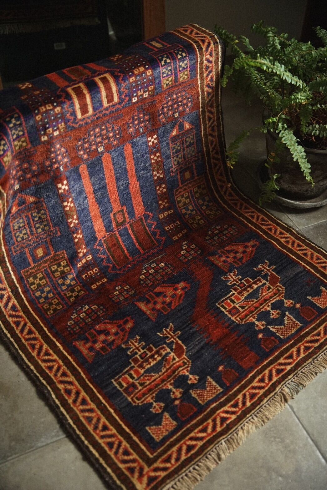 1018 -Vintage Baluch rug