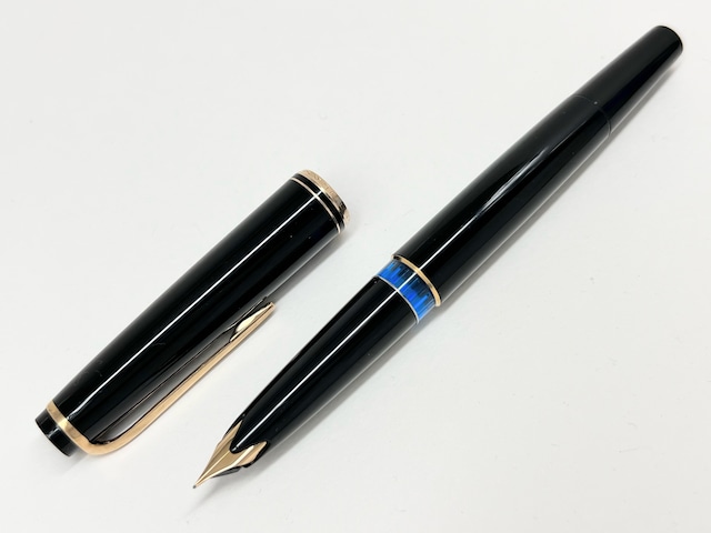 '60s　モンブラン Ｎｏ ２２　MONTBLANC No 22　（極細字）　14K　　　　　02859＊