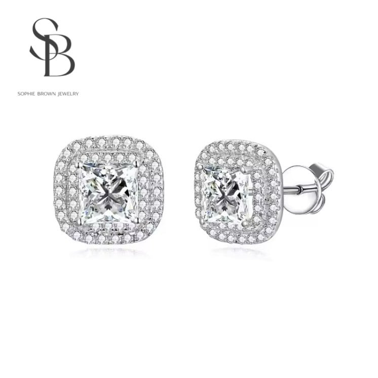 モアッサナイト プリンセスカット スタッドピアス キラキラ シルバー