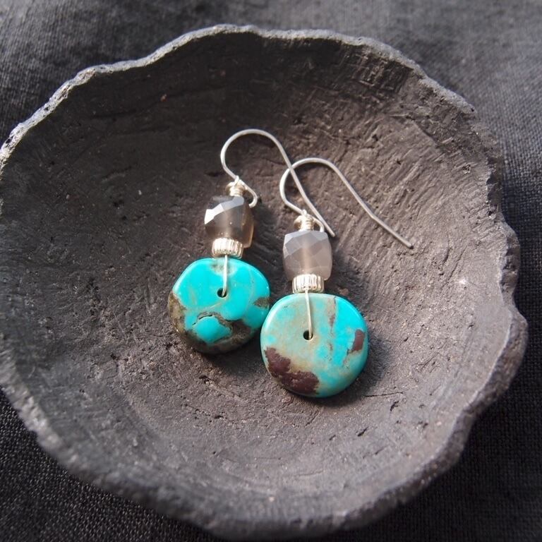 再入荷【SV】Turquoise × Gray Moonstone Earrings／ターコイズ×グレー