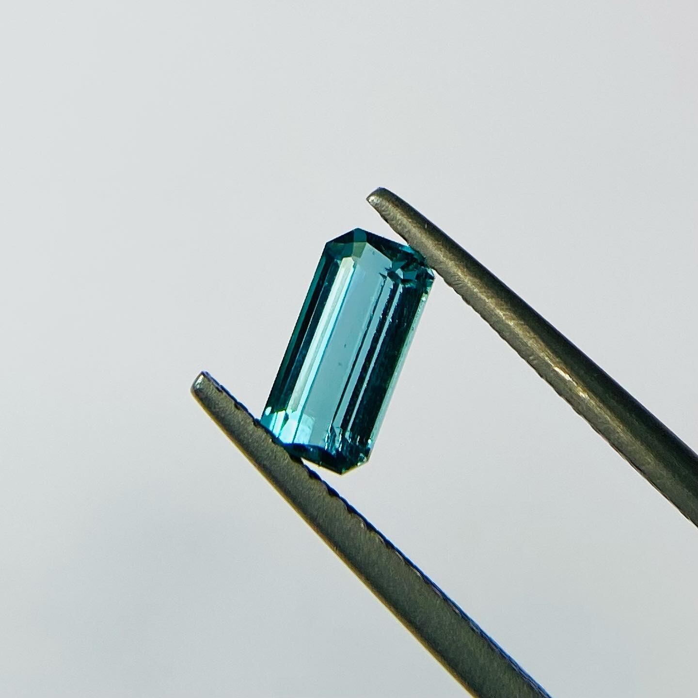 ラグーン〜ピーコック+ネオン感な極上カラー トルマリン2