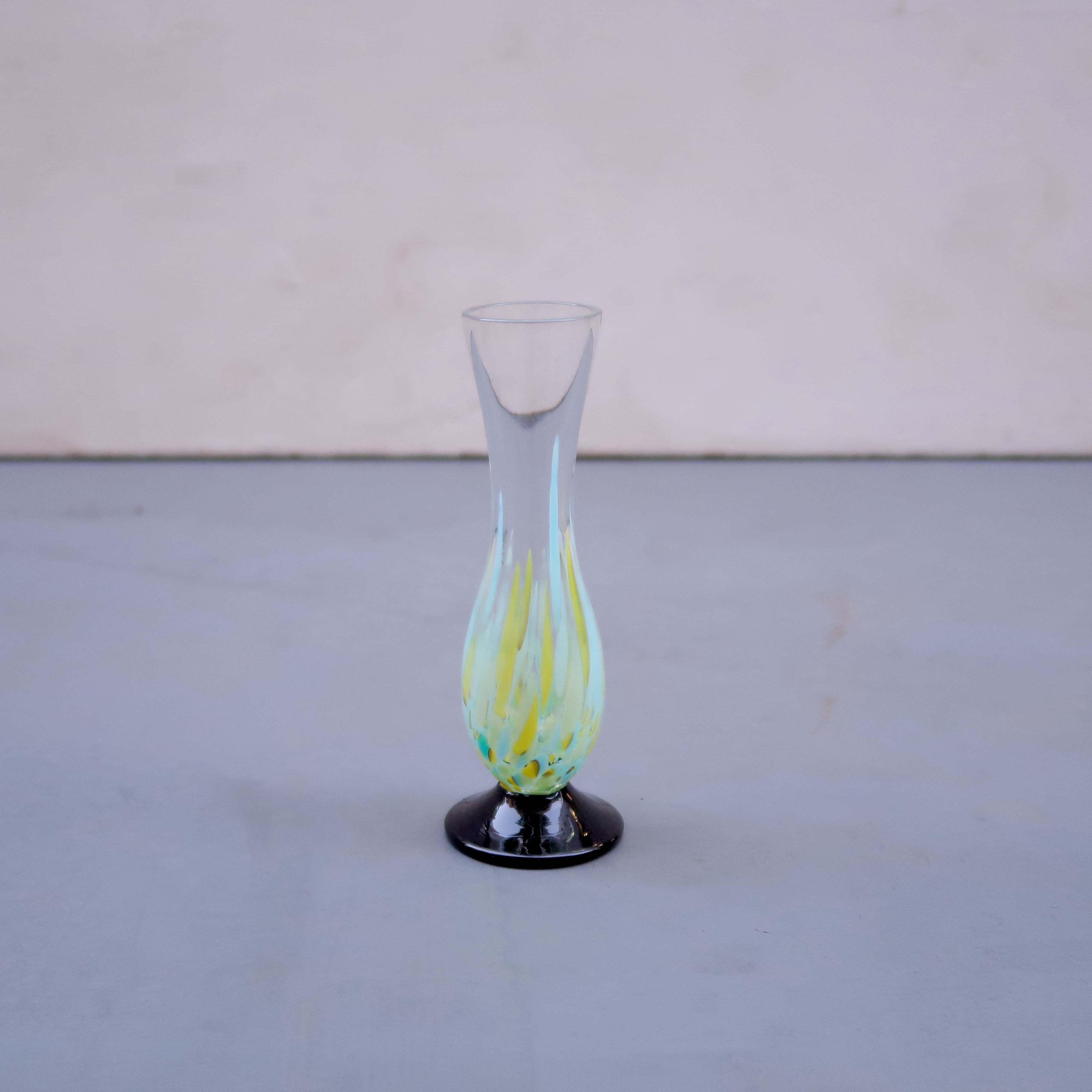 蛍光色の一輪挿し | SUISUI