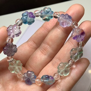 1.色合いが美しい・クローバーフローライト