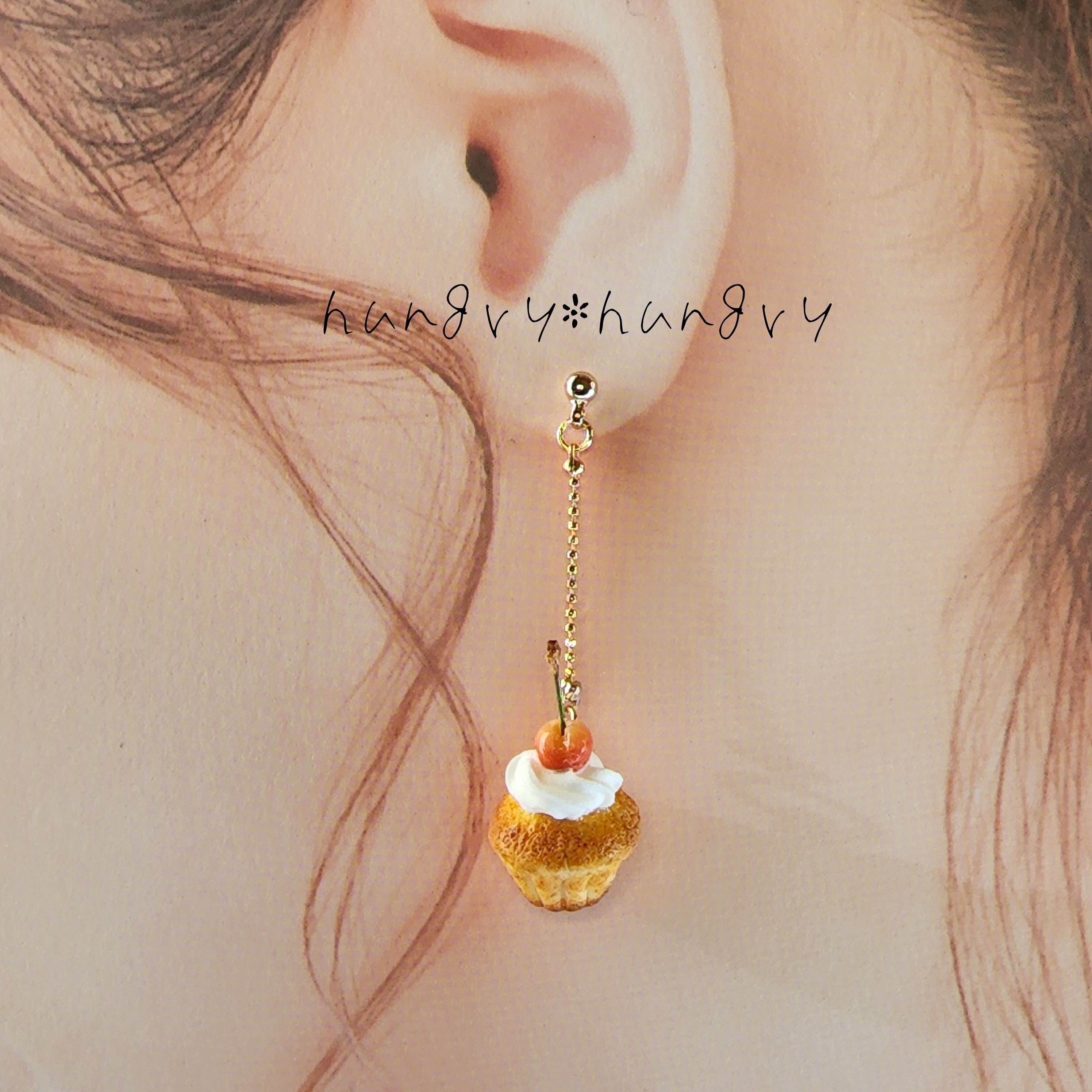 両耳】さくらんぼのカップケーキ ピアス*イアリング | Pay ID