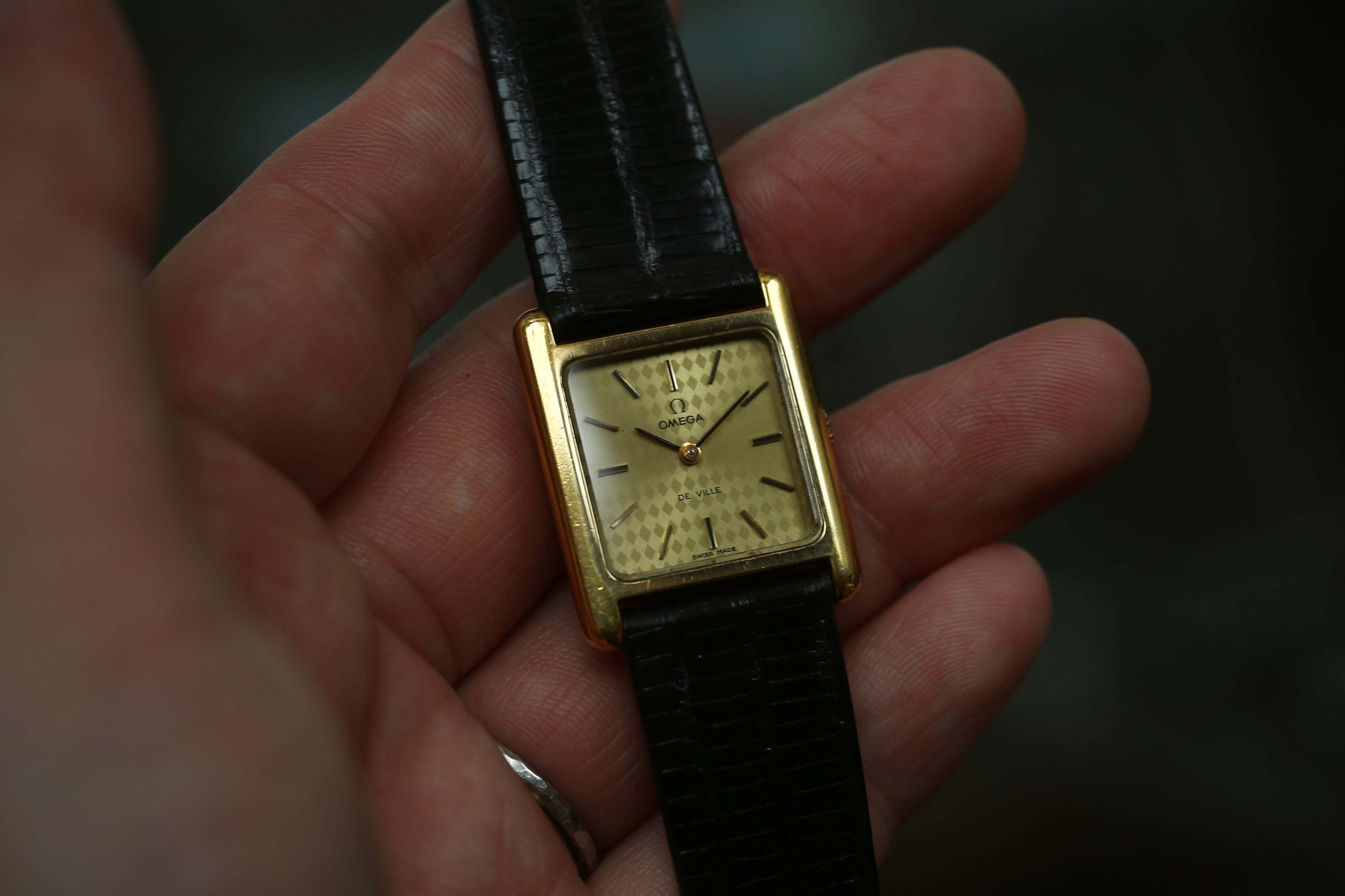 OMEGA DEVILLE レディース デビル クォーツ タンク スク OMEGA】 1969年製 オメガ 『デビル H型レクタンギュラー』 レディース