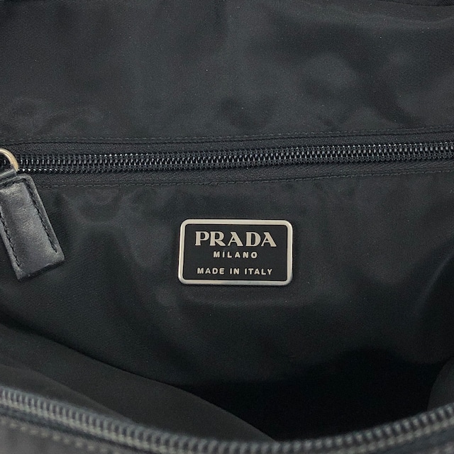 PRADA プラダ ボディバッグ ブラック トライアングルロゴ ナイロン vintage ヴィンテージ オールド p8ymye