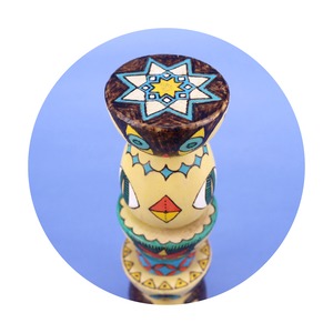 《 川端薫 》てのひらトーテムポール　置物