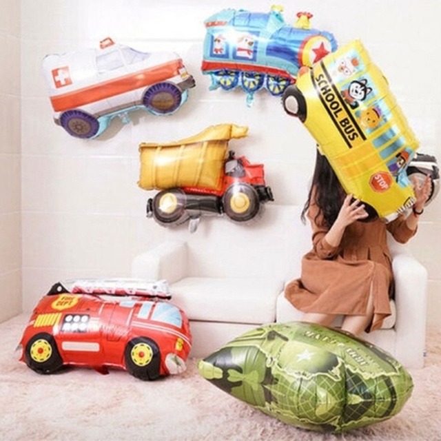 誕生日 飾り 男の子 乗り物 はたらくくるま バルーンセット 壁の飾り 働く車 誕生日バルーンなら カメレオンズ風船