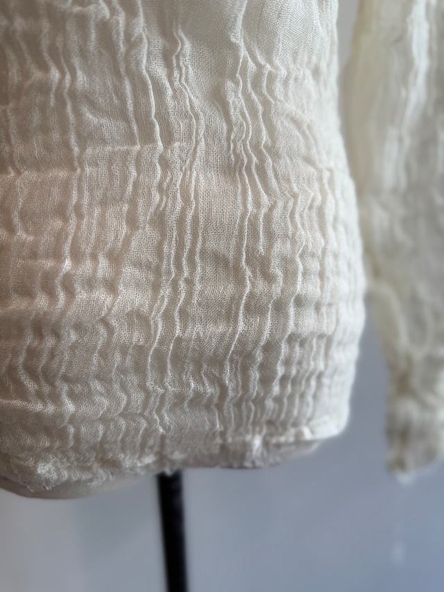 ERiKOKATORi/EK11-1-4 wool linen gauze highneck top Ivory