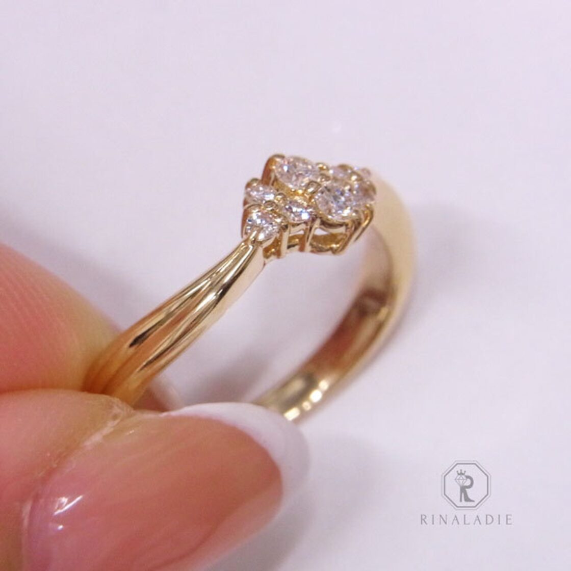 大特価K18YG天然ダイヤモンド小花のかわいいダイヤリング | Pay ID